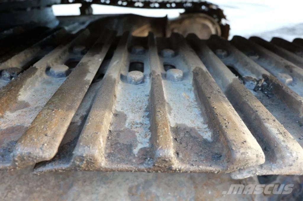 Doosan DX300LC Гусеничні екскаватори