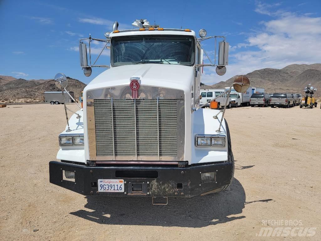 Kenworth T 800 Тягачі