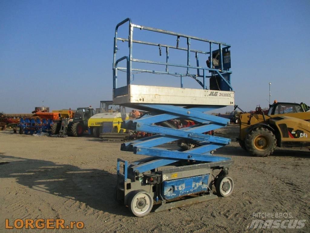 JLG 2030 ES Підйомники-ножиці
