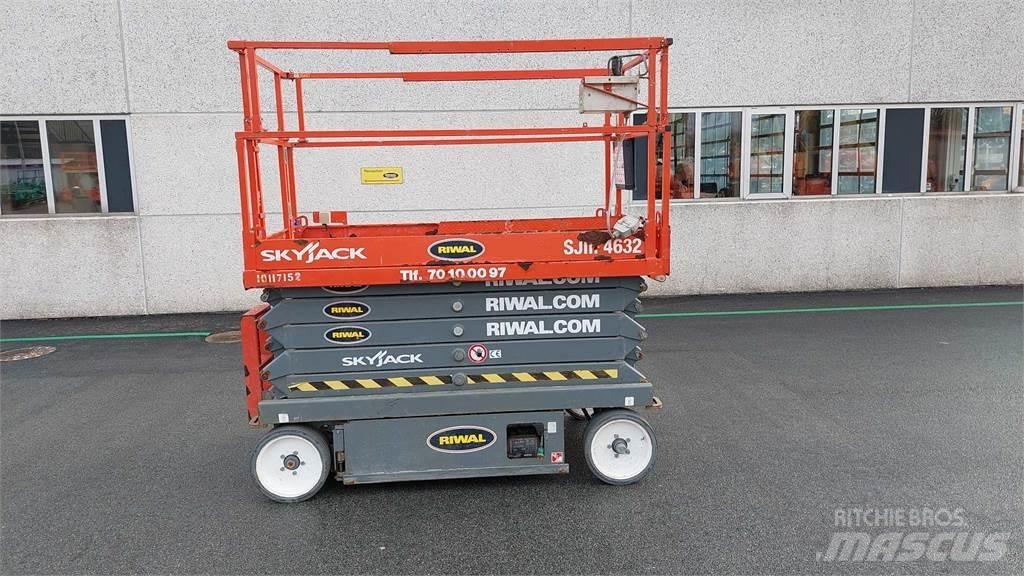 SkyJack SJIII4632 Підйомники-ножиці