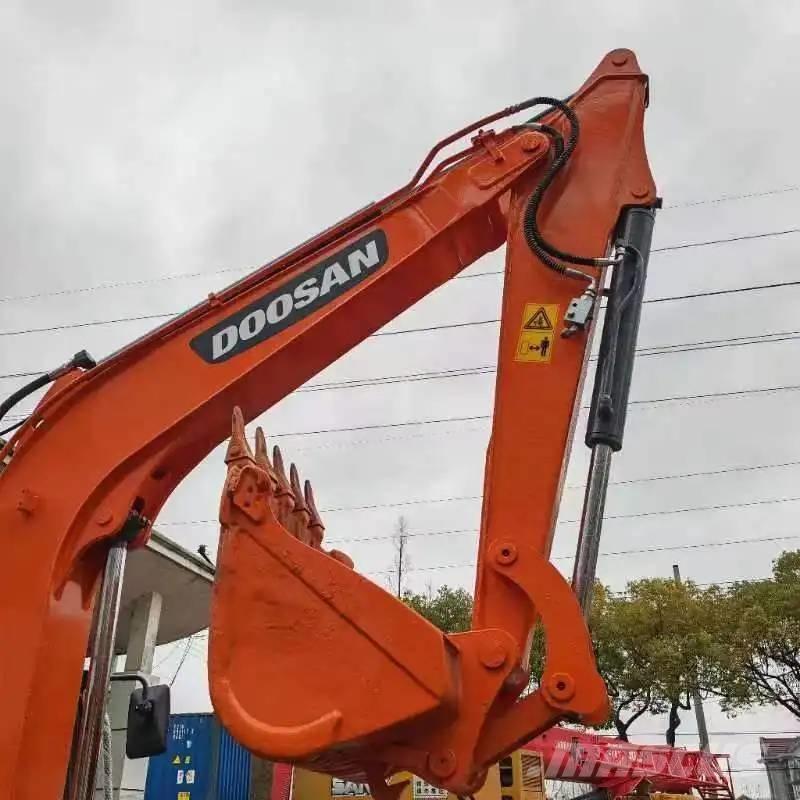 Doosan DX55-9C Міні-екскаватори < 7т