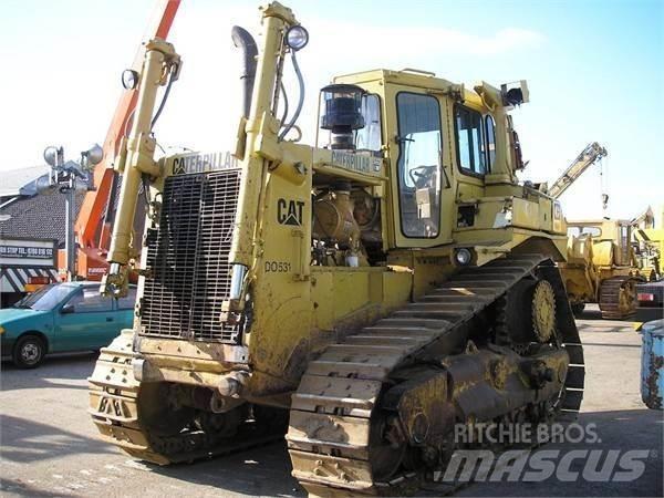 CAT D8N Гусеничні бульдозери