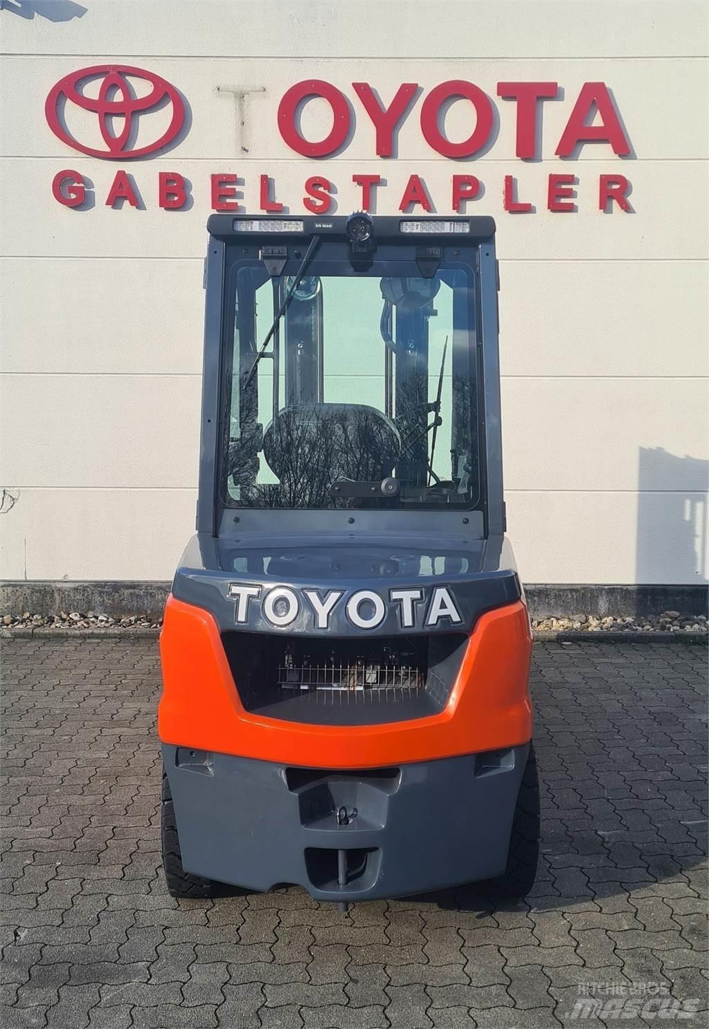 Toyota 52-8FDJF35 Дизельні навантажувачі