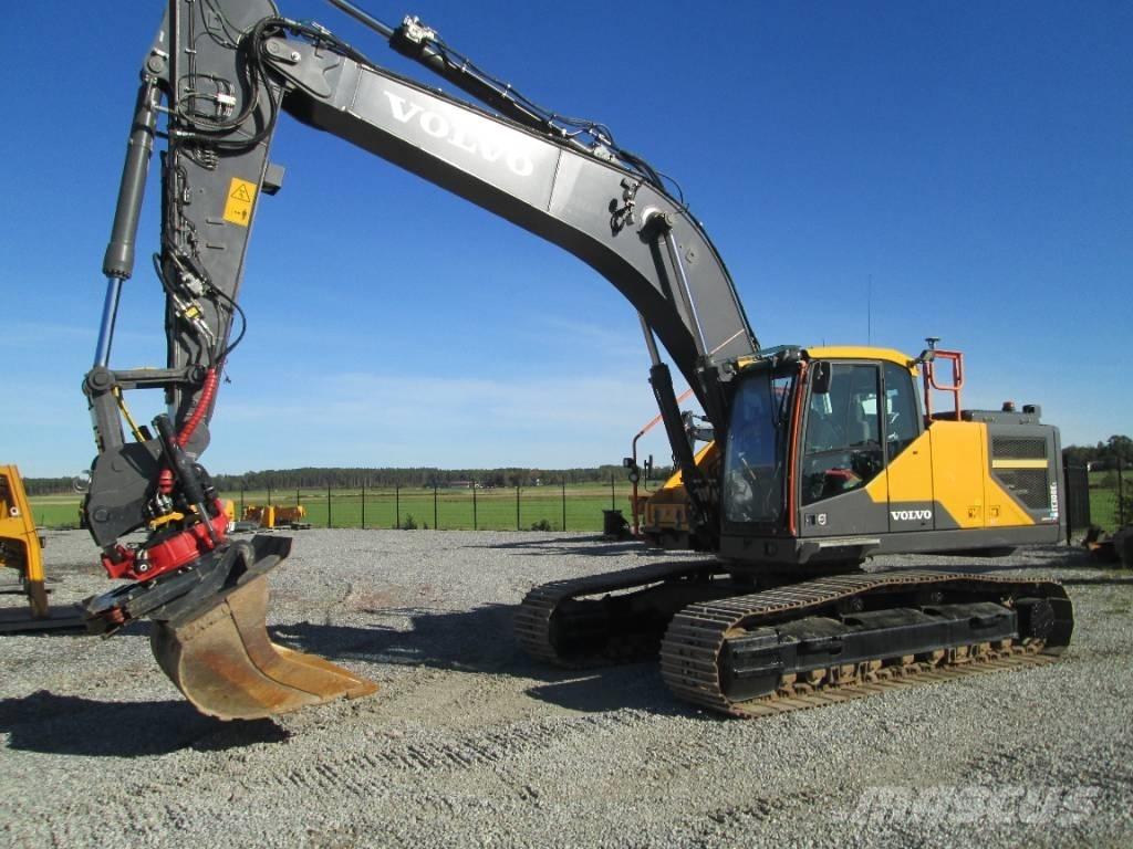 Volvo EC 300 EL Гусеничні екскаватори