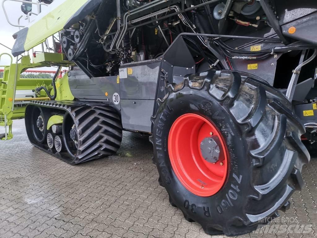 CLAAS Lexion 770 TT Зернозбиральні комбайни