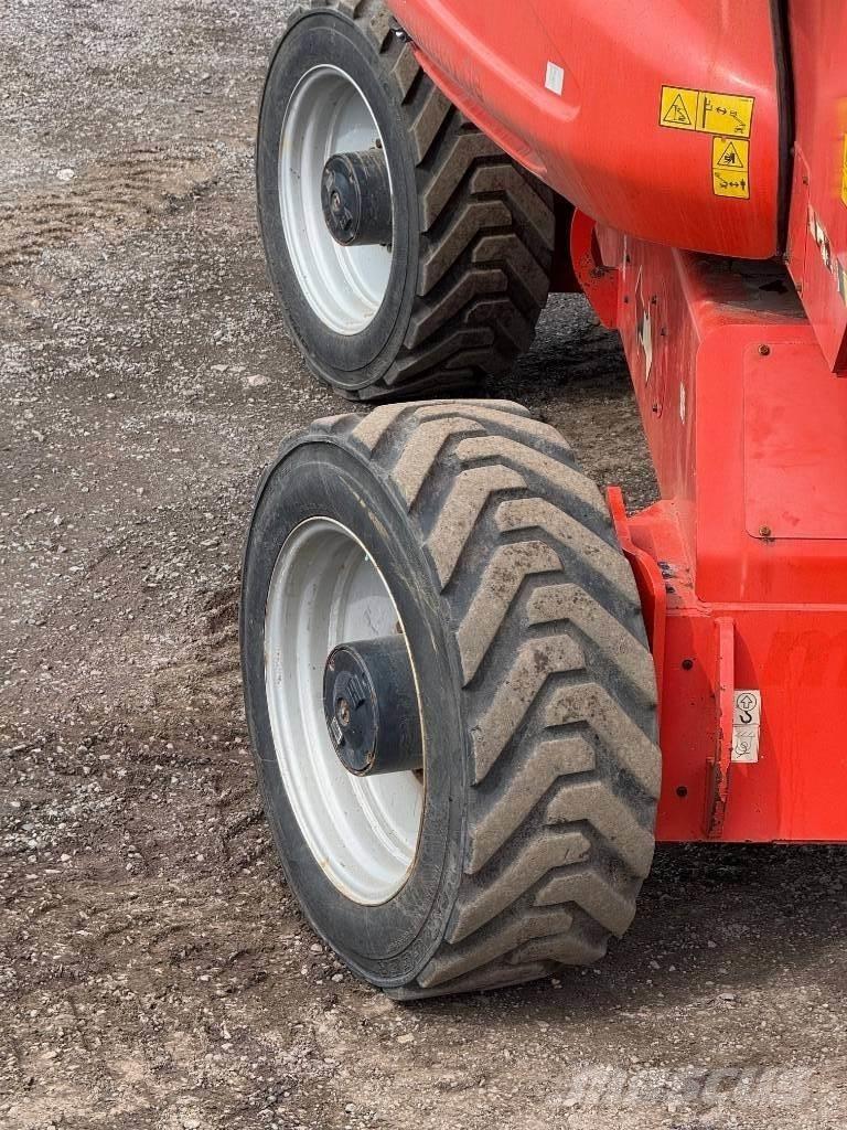 JLG 1250 AJP Колінчаті підйомники