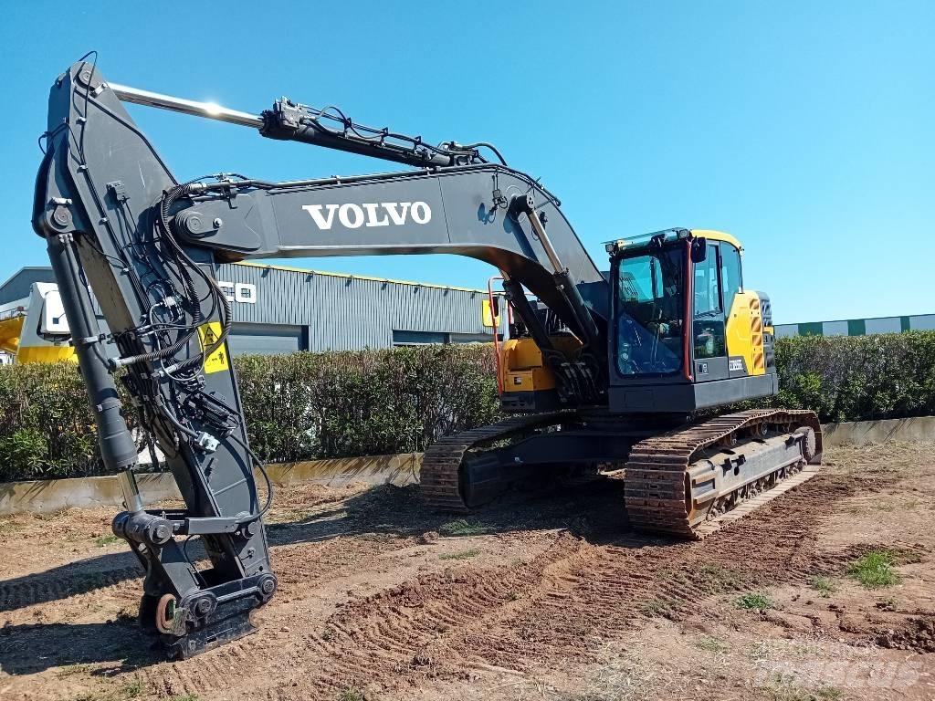 Volvo ECR 355 E Гусеничні екскаватори