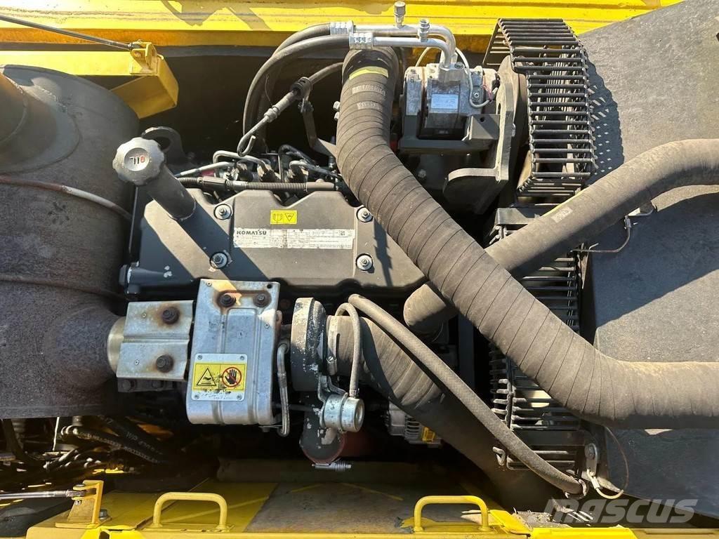 Komatsu PW160-8 Колісні екскаватори