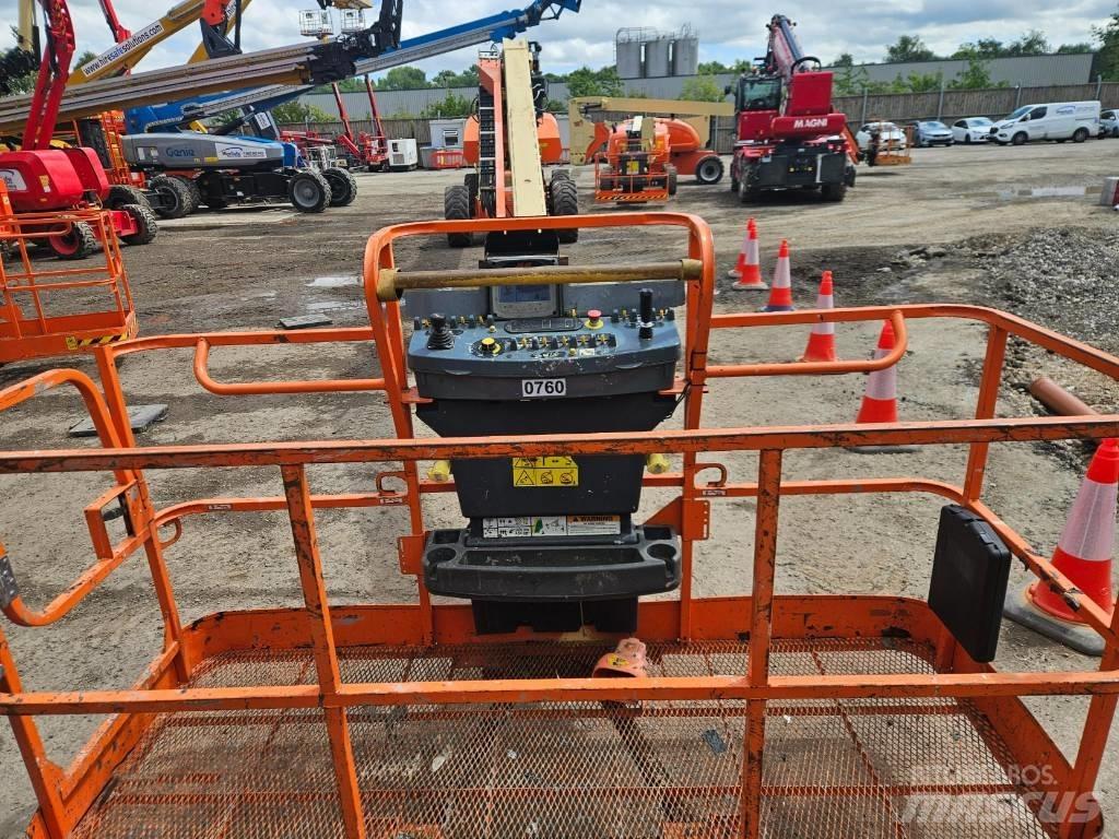 JLG 1500 SJ Телескопічні підйомники