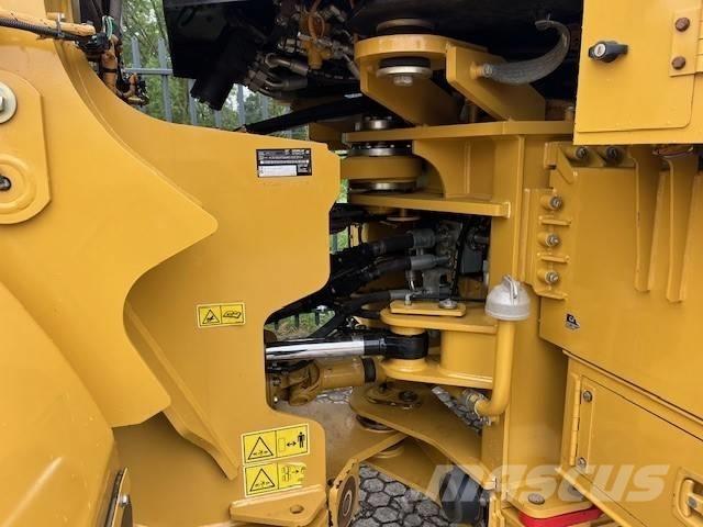CAT 950 GC Фронтальні навантажувачі