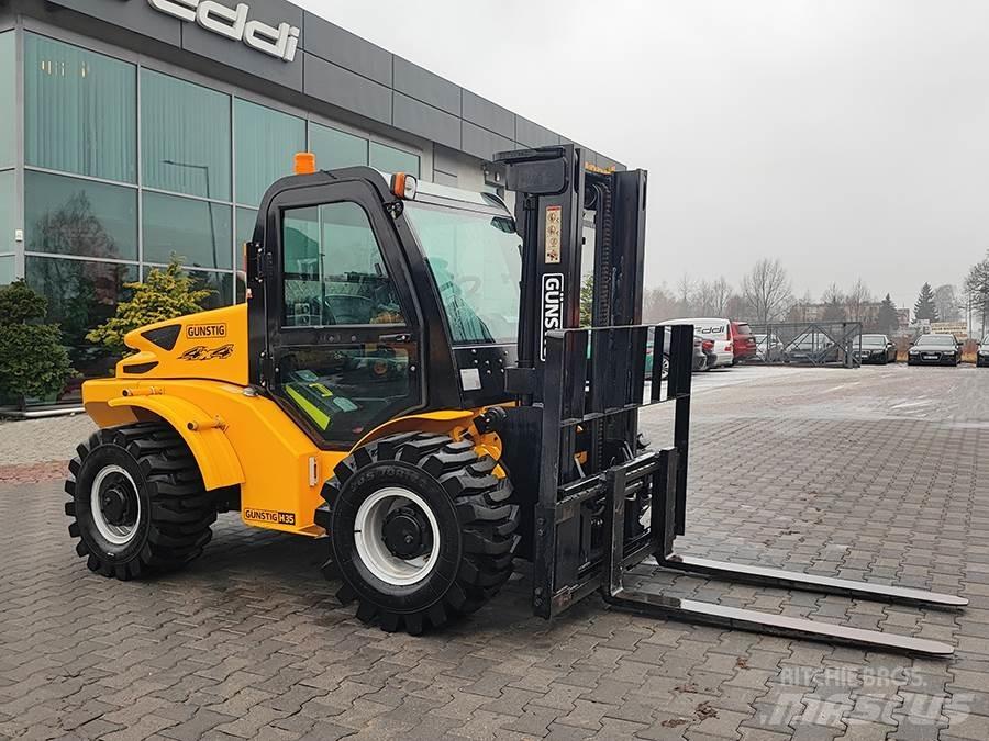  H35 4x4 Дизельні навантажувачі