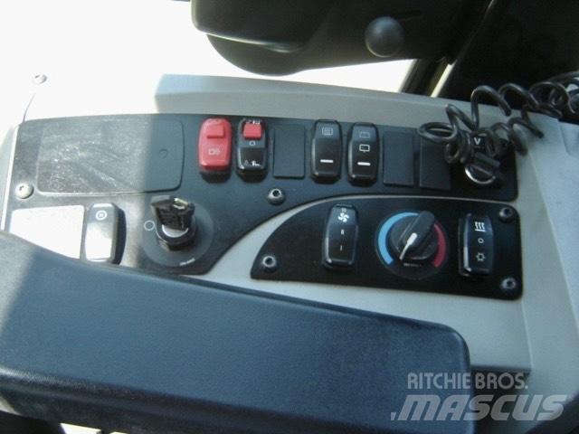 CAT 906 M Фронтальні навантажувачі