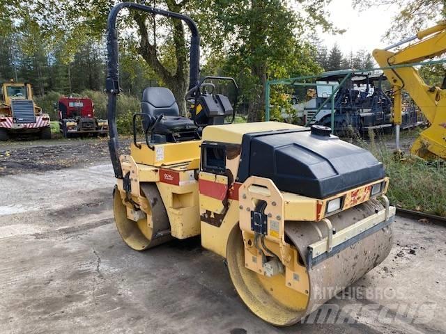 Dynapac CC 142 Котки тротуарні
