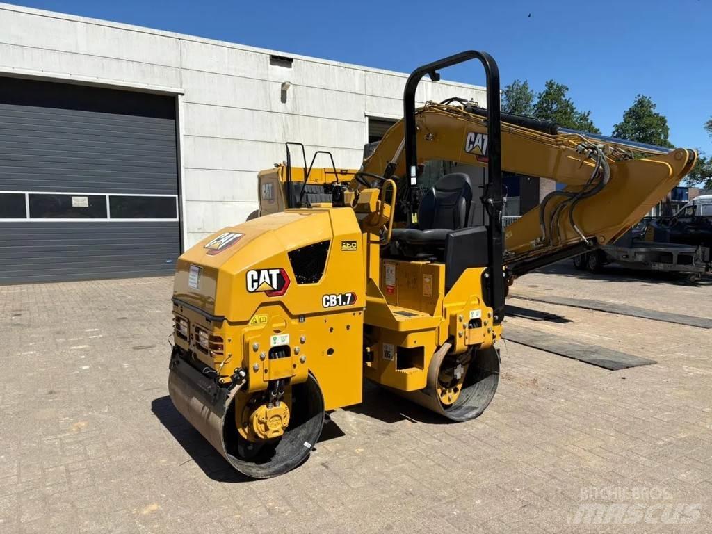 CAT CB1.7 Інші дорожні катки