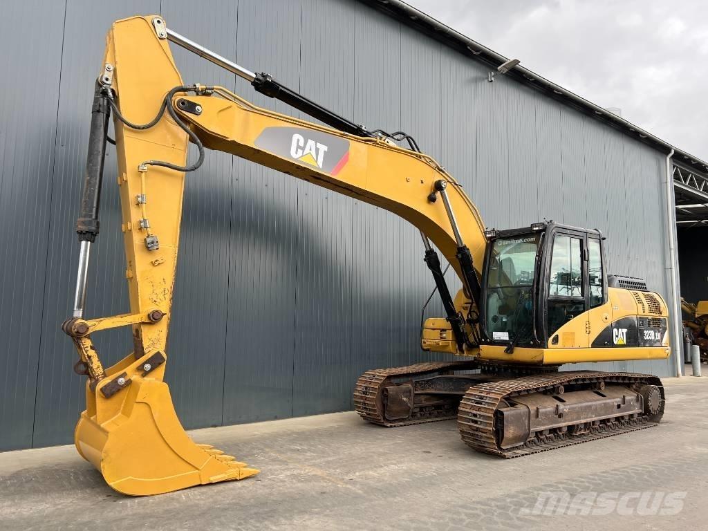 CAT 323D LN Гусеничні екскаватори