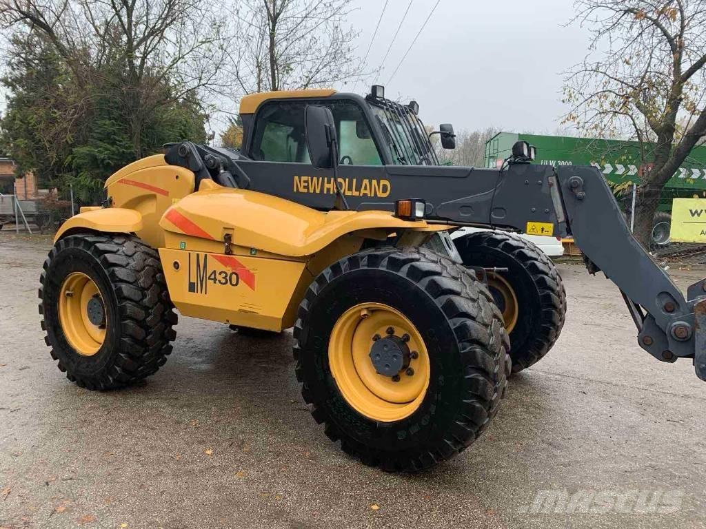 New Holland LM 430 Телескопічний навантажувач