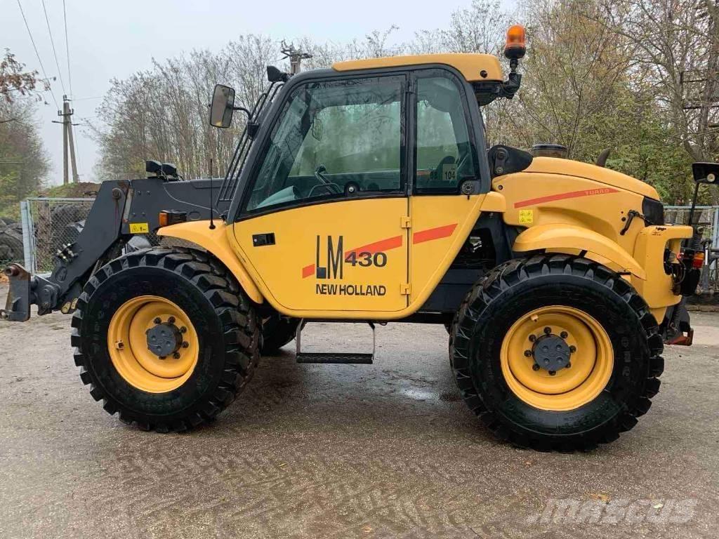 New Holland LM 430 Телескопічний навантажувач