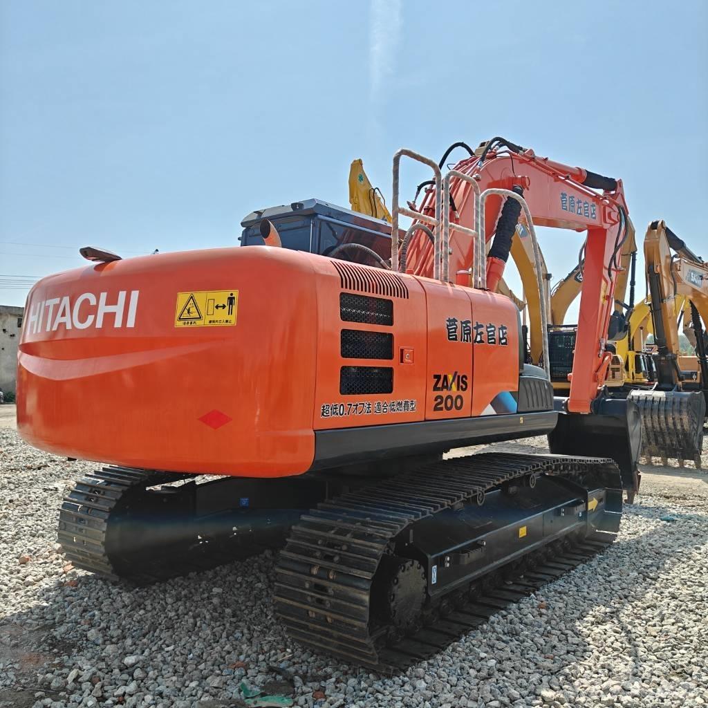 Hitachi 200-3 Гусеничні екскаватори