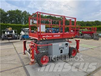 SkyJack SJ 6832 RT Підйомники-ножиці