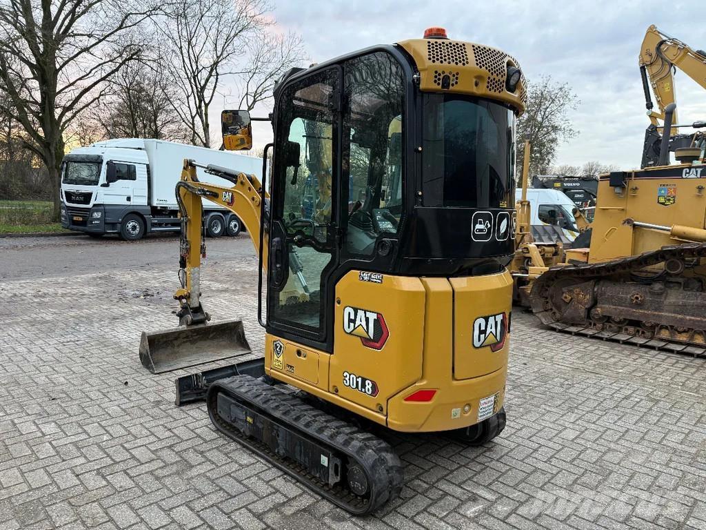 CAT 301.8NG Міні-екскаватори < 7т