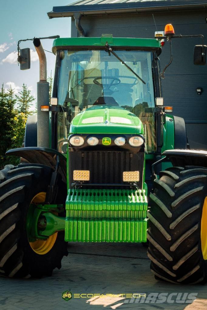 John Deere 8220 Трактори