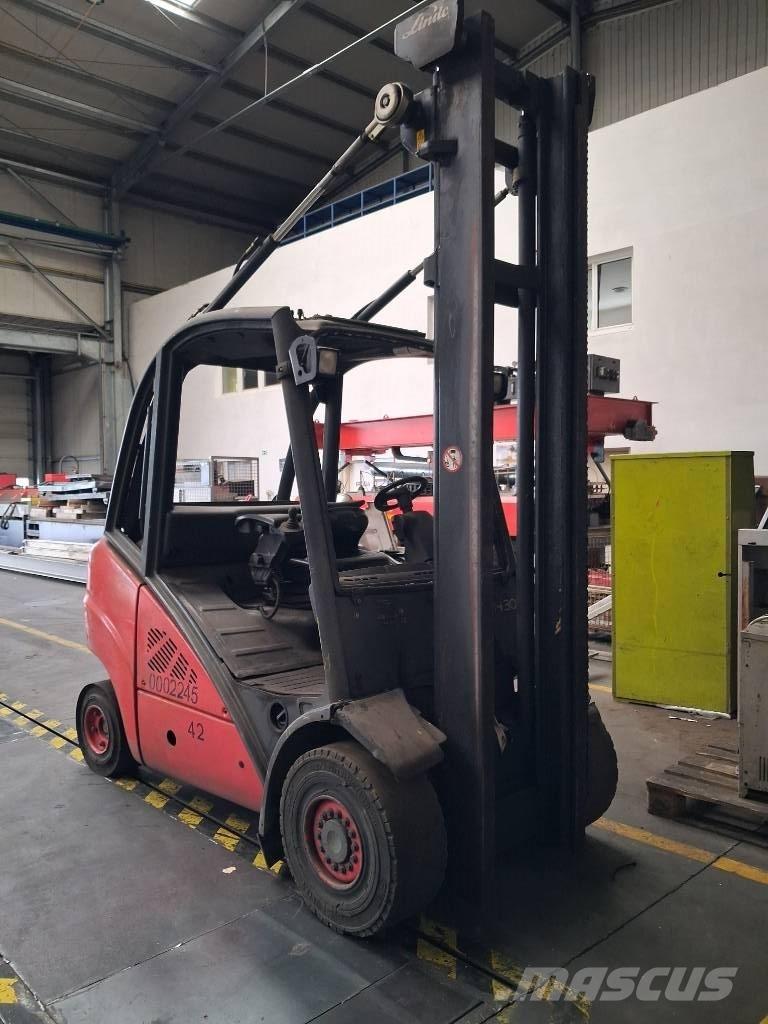 Linde H30D-01 Дизельні навантажувачі