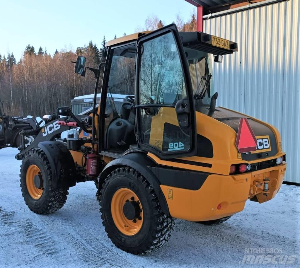 JCB 409 Фронтальні навантажувачі