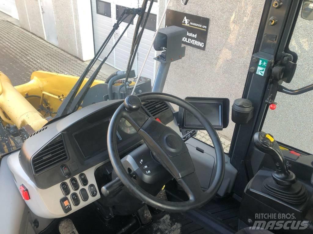 Komatsu WA 320-8 Фронтальні навантажувачі