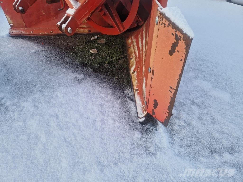 Esko 312 Снігомітли