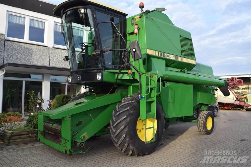 John Deere 1065 Зернозбиральні комбайни