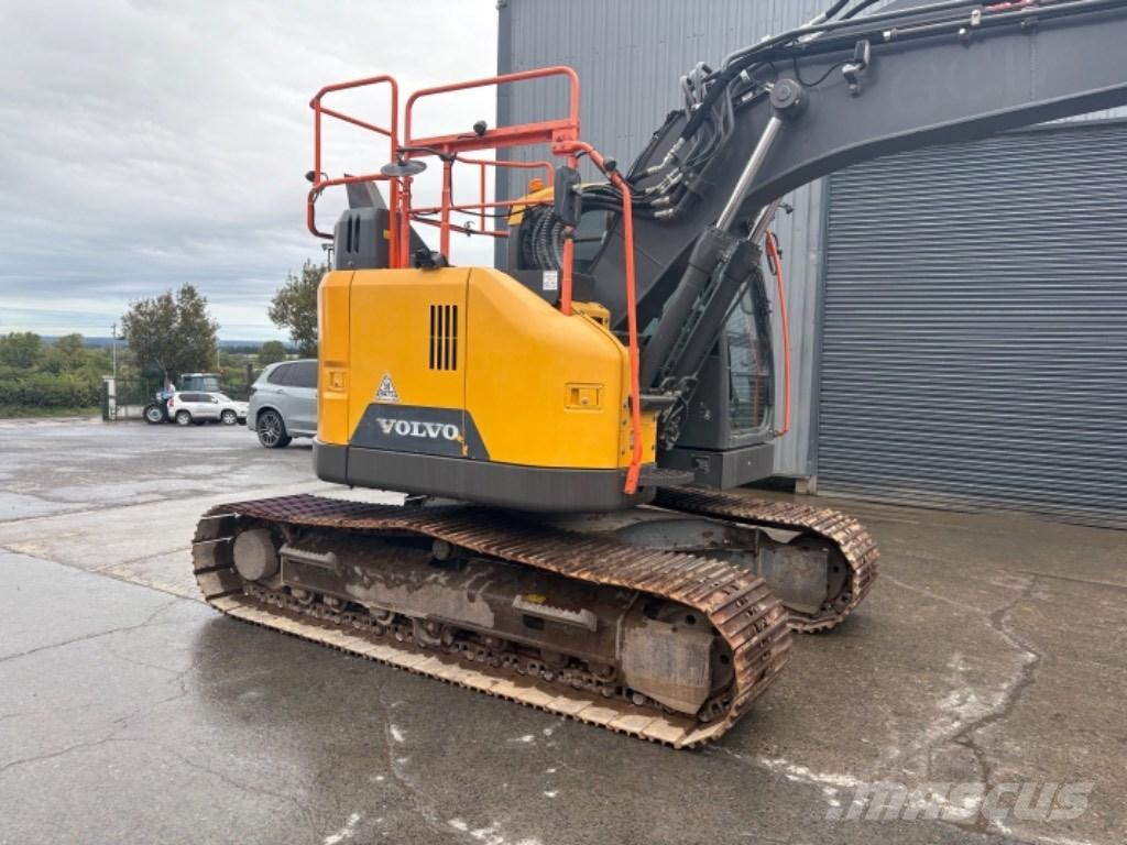 Volvo ECR 145 EL Гусеничні екскаватори