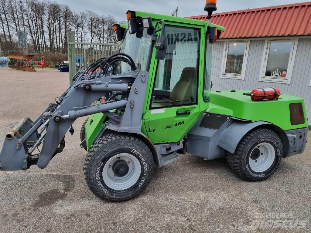 LM Trac 486 Підсобні машини