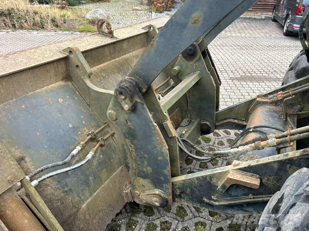 Ljungby L 13 Фронтальні навантажувачі