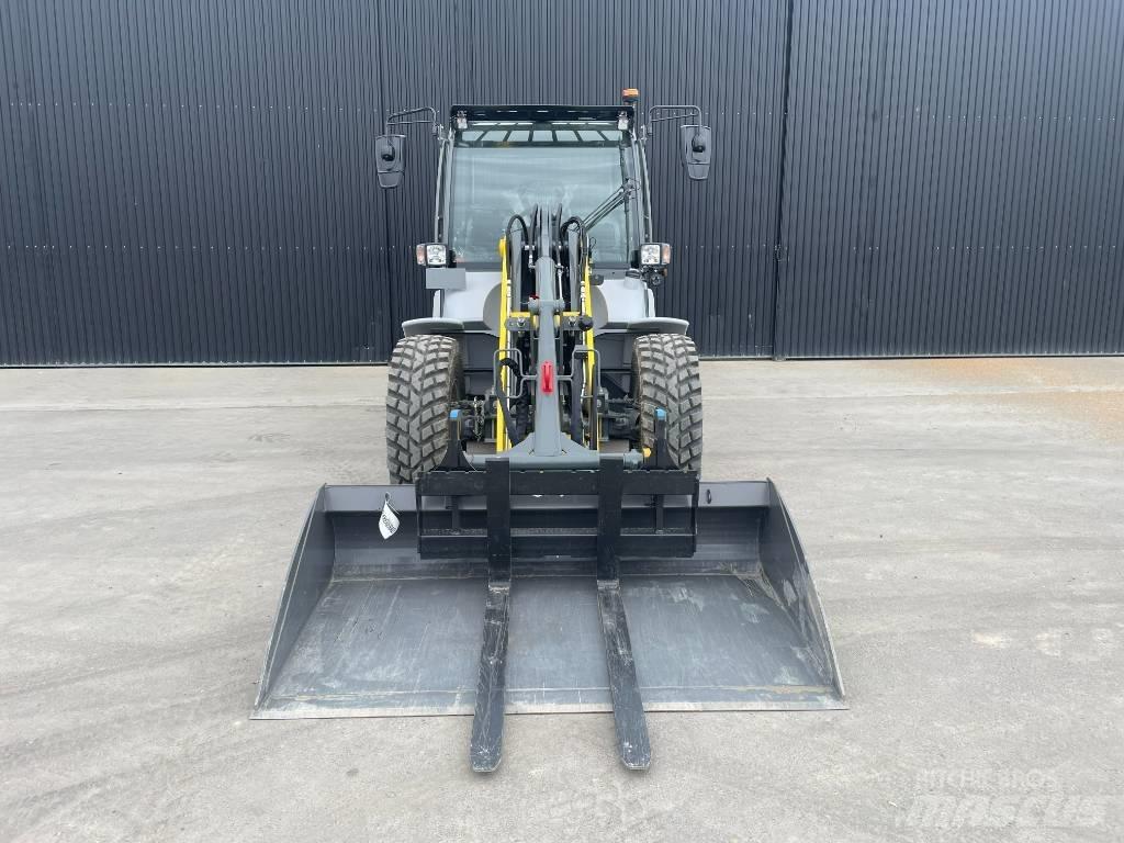 Kramer 8085 Фронтальні навантажувачі