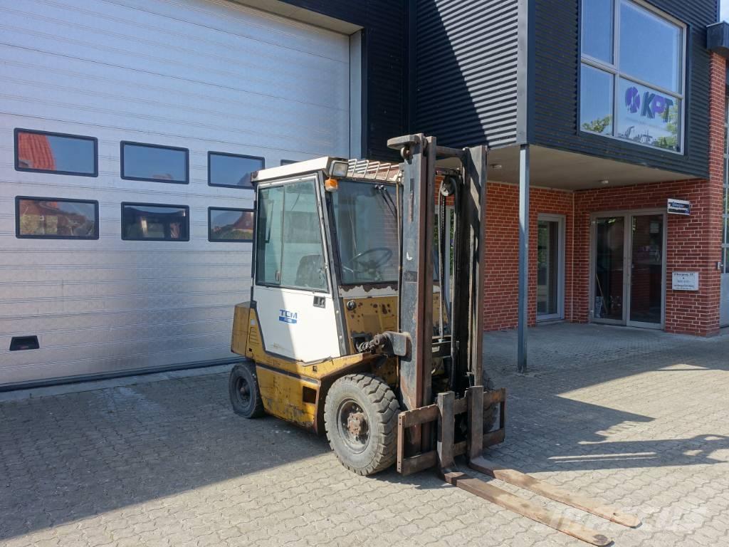 TCM FD 25 Z2 Дизельні навантажувачі