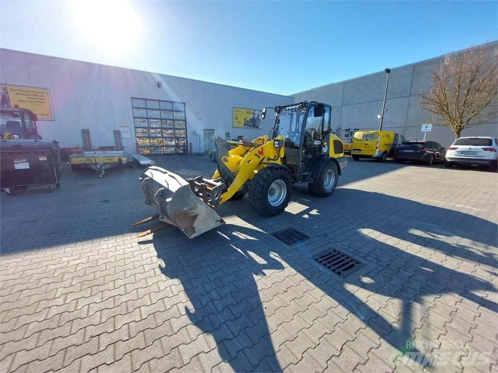 Wacker Neuson WL44 Фронтальні навантажувачі