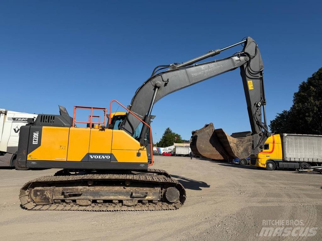 Volvo EC220 EL Гусеничні екскаватори