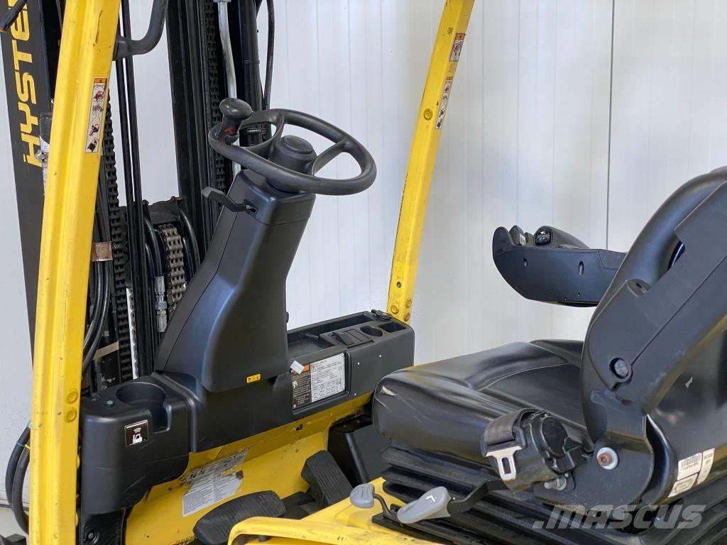 Hyster J2.0XNT LWB Електронавантажувачі