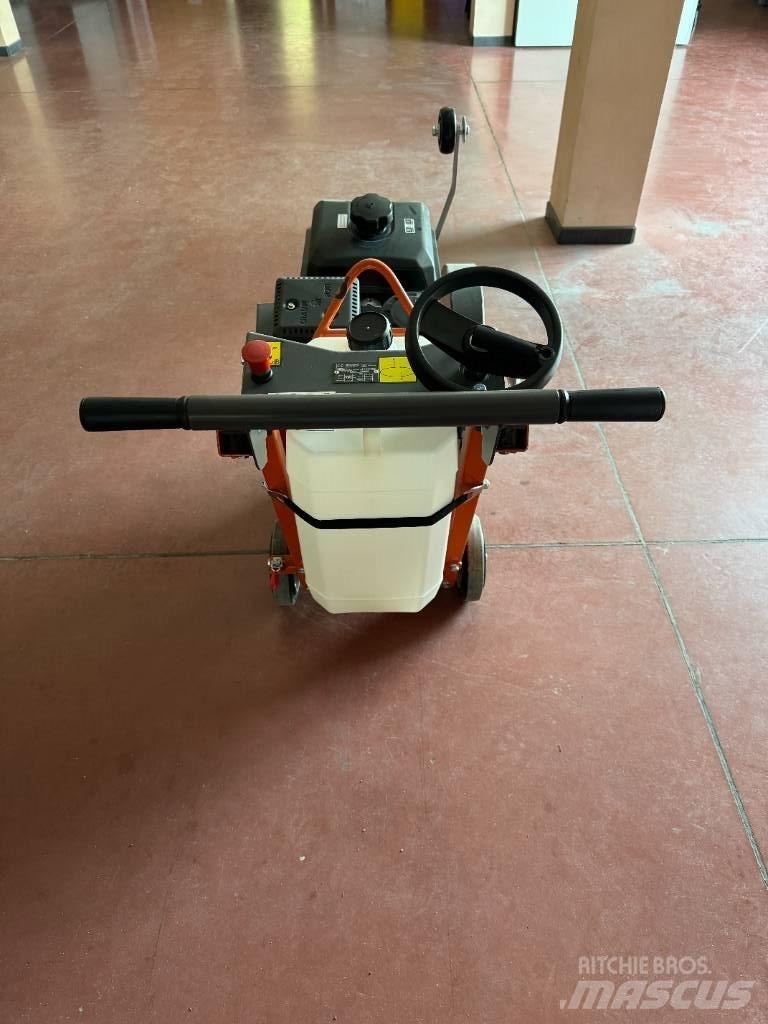 Husqvarna FS 400 Машини для розщеплення асфальту