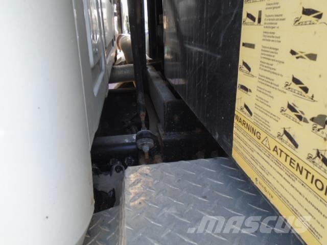 Mack GRANITE GR64B Самоскиди
