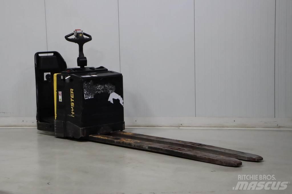 Hyster P2.0S FBW Штабелери