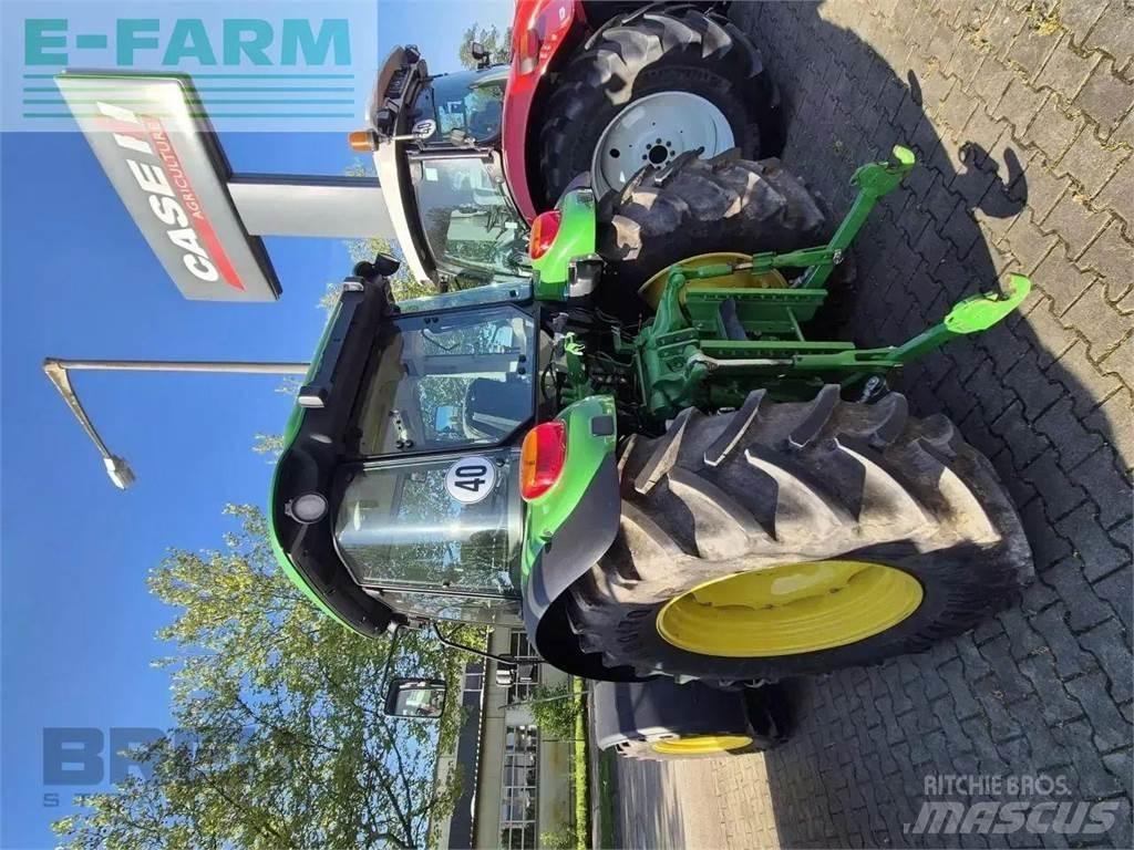 John Deere 5070 m Трактори