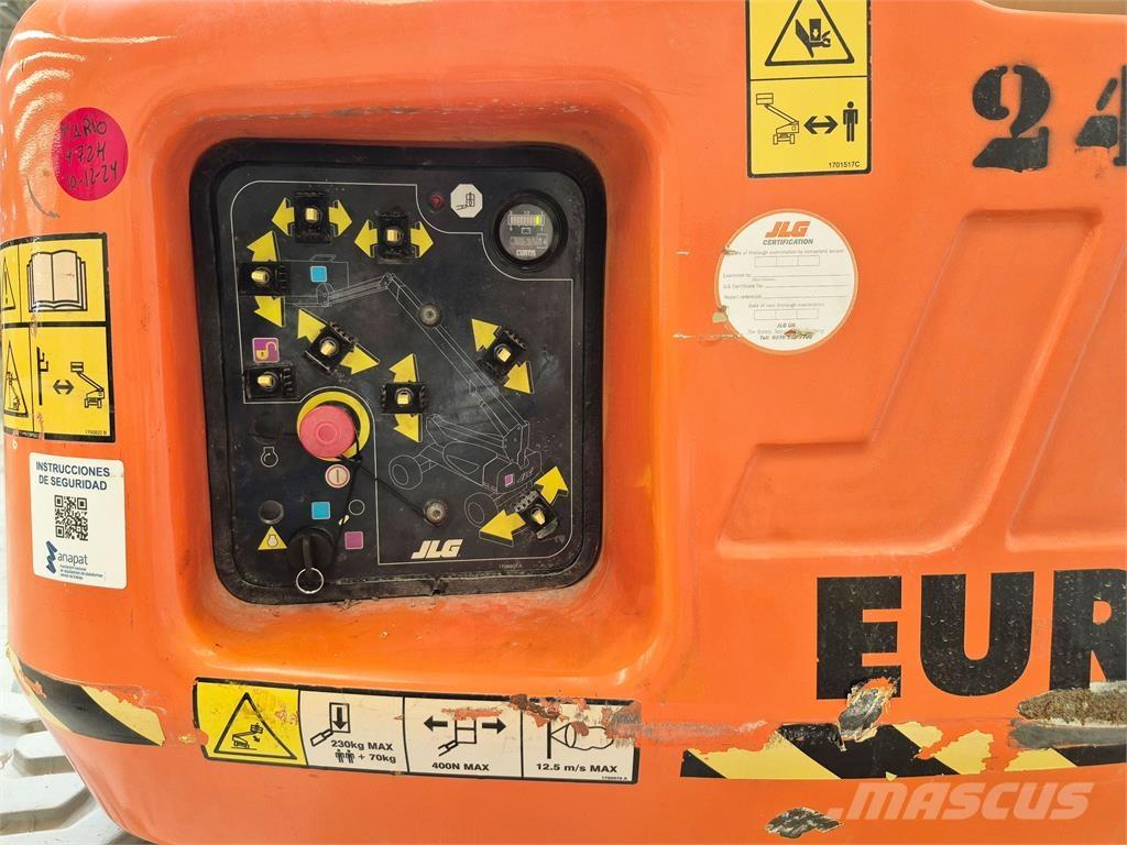 JLG E600JP Колінчаті підйомники