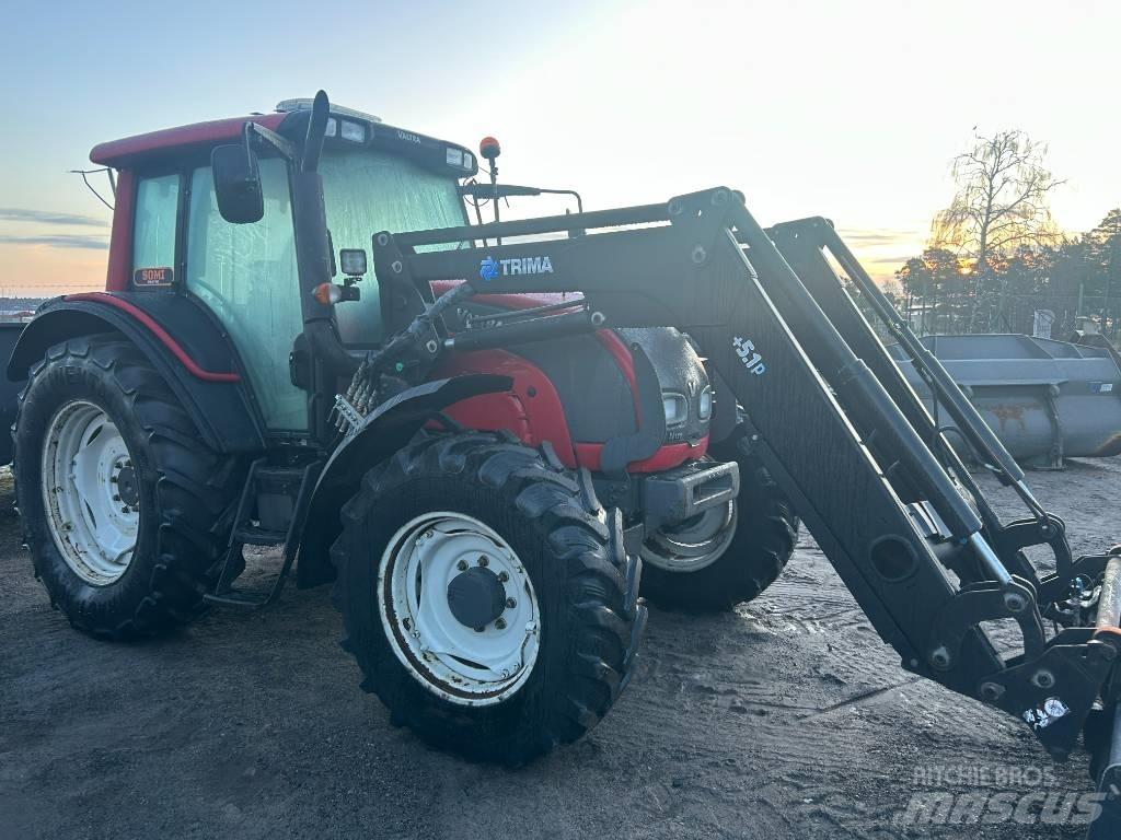 Valtra N 111 Трактори