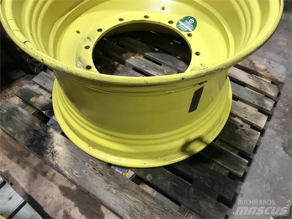 John Deere 20x34 Колеса