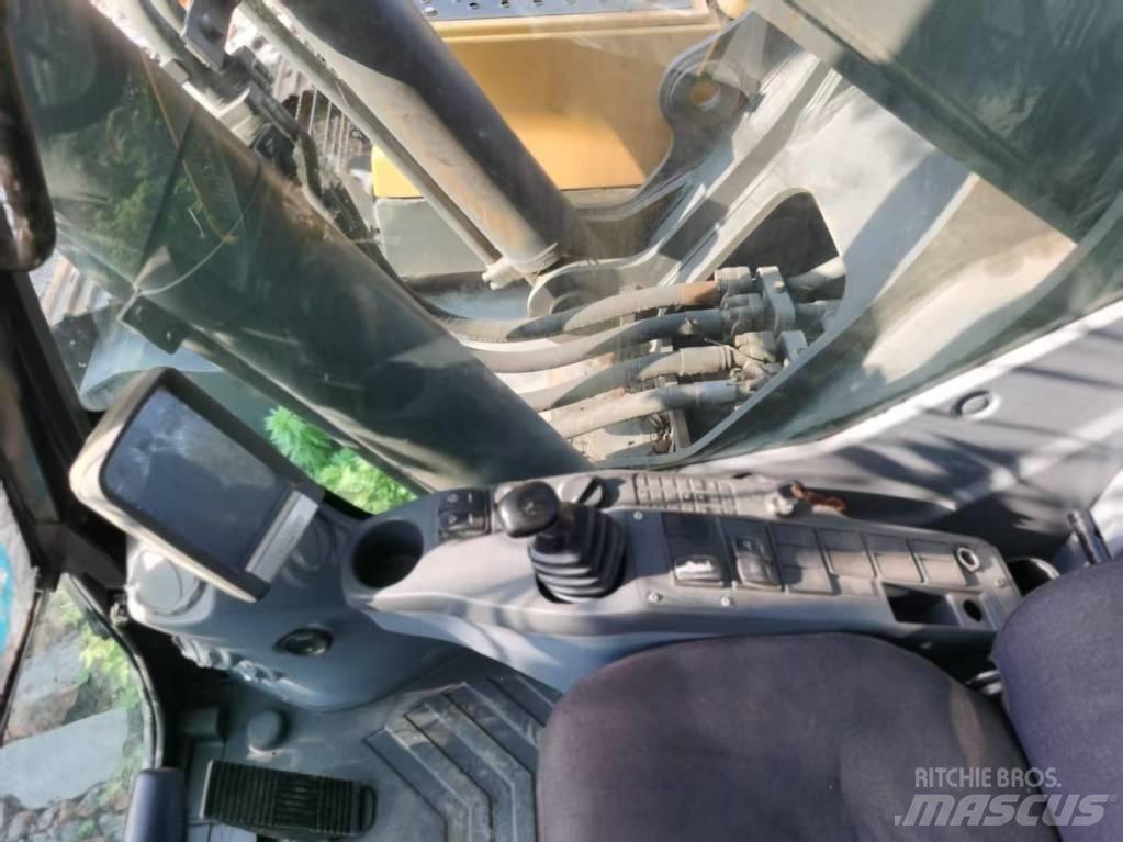 Volvo EC 480 D L Гусеничні екскаватори