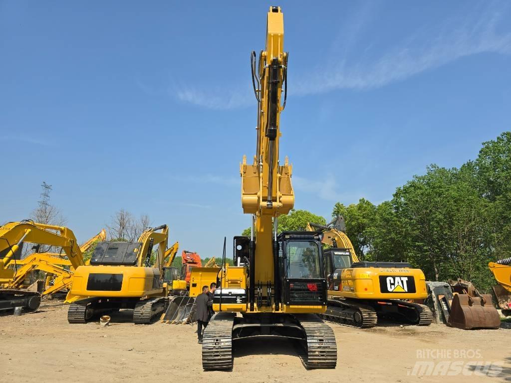 CAT 320 D 2 Середні екскаватори 7т. - 12т.