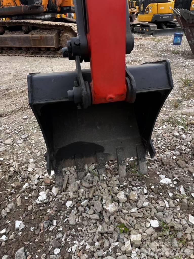Kubota U 55 Середні екскаватори 7т. - 12т.