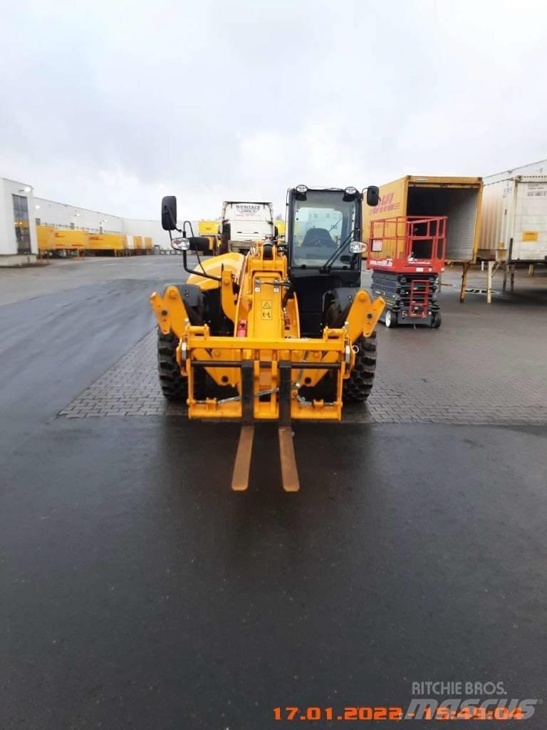 JCB 540-140 Телескопічні навантажувачі