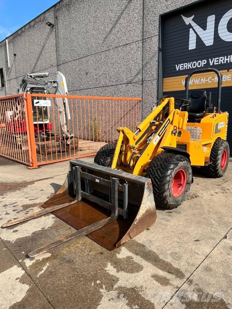 Knikmops KM 250 Фронтальні навантажувачі